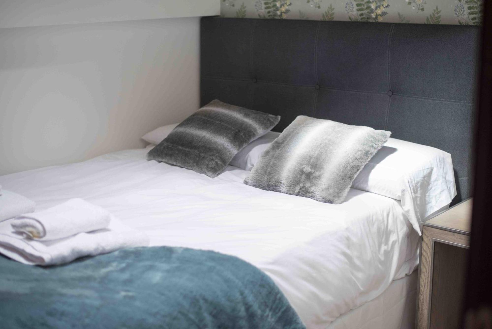 Tuca Del Mont Apartment Benasque Ngoại thất bức ảnh